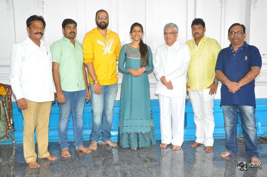 Niharika-Konidela-New-Movie-Launch
